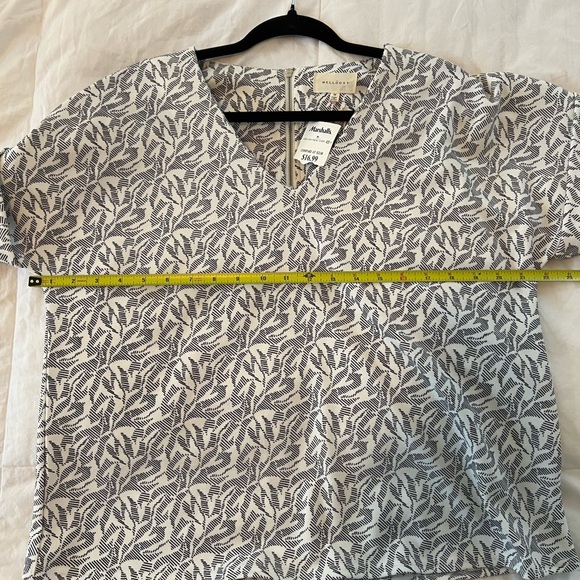 Melloday NWT Short Sleeve Blouse (Black/White floral pattern) Size M - Picture 5 of 5
